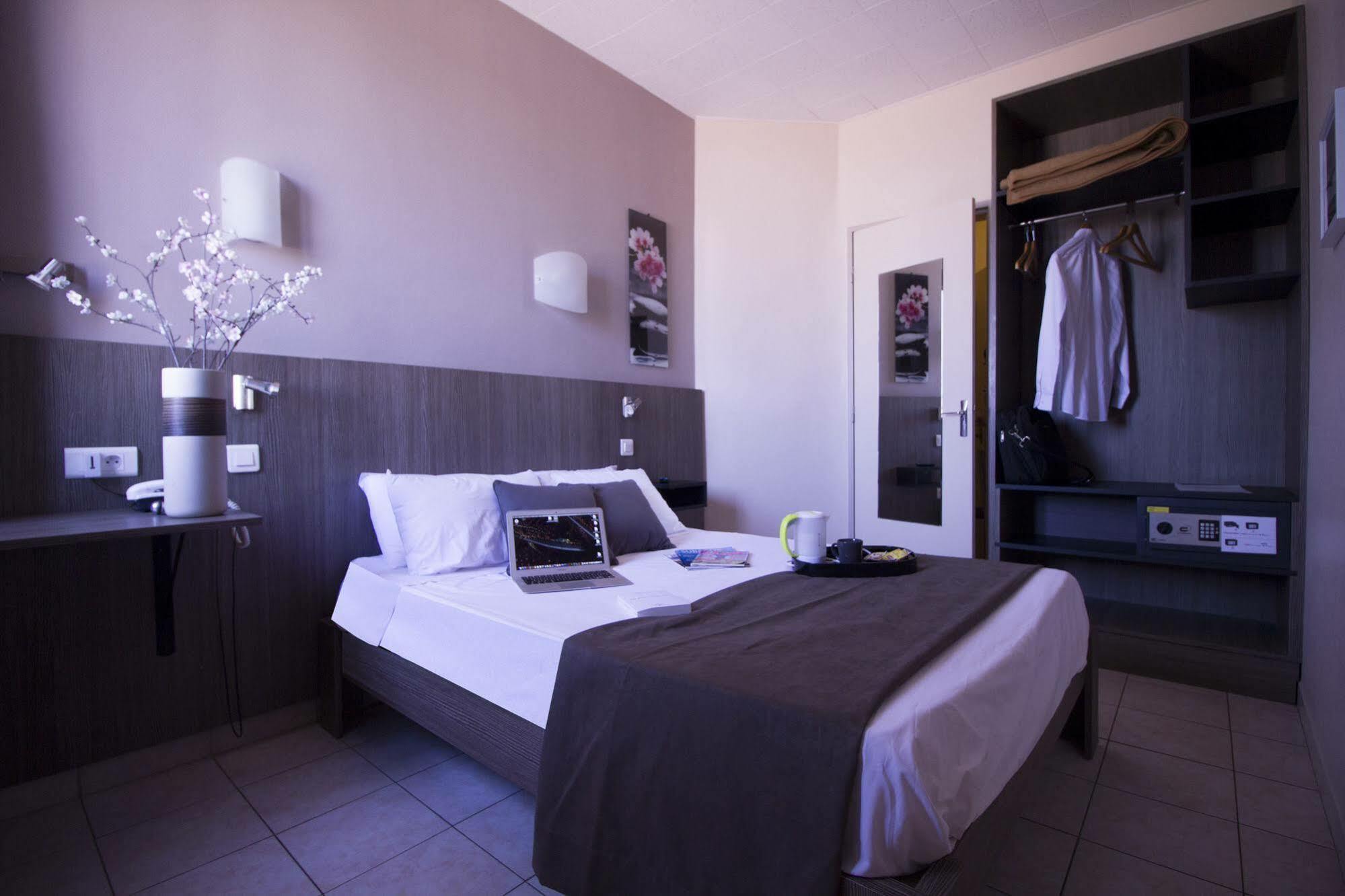 Le Strasbourg Hotel Montpellier Eksteriør bilde